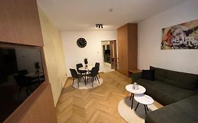 Deluxe Apartment Favoriten